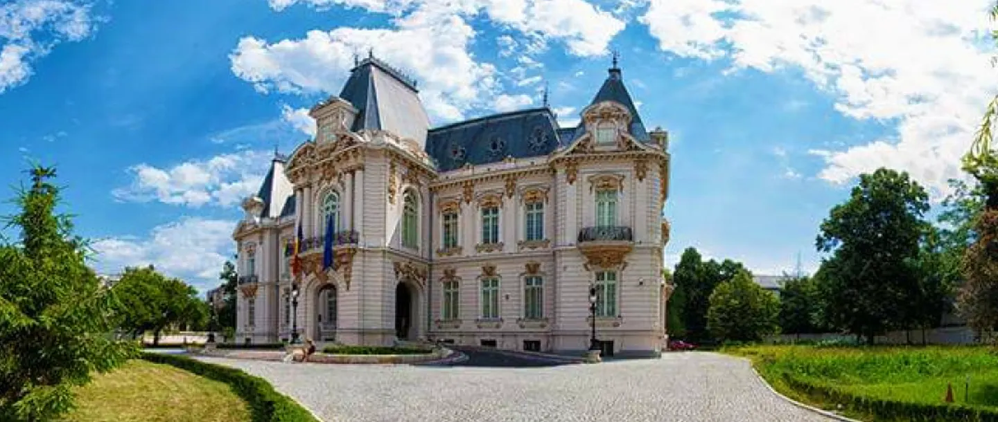 Oltenia Wine Tourism - Craiova Art Museum